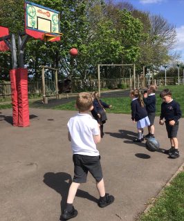 As art of our Social Action Project, Year 1 have been thinking of ways to keep active! We had lots of fun trying out different activities ⚽️🏀🎾🏈🏸🏑🥅